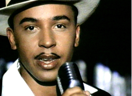 Лу Бега принимает соболезнования в связи со смертью Лу Рида